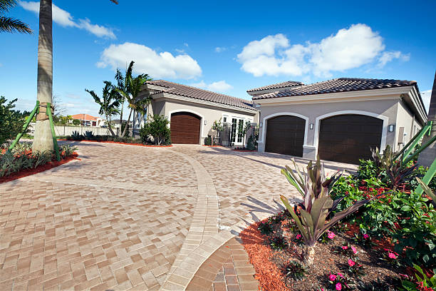 Best Local Driveway Pavers  in Mount Olive, MS